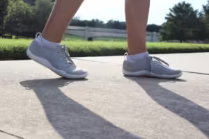 Walking in barefoot shoes while walking
